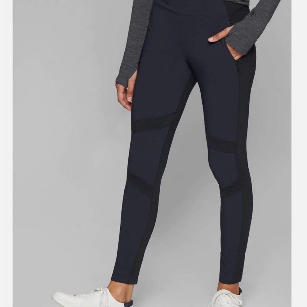 Athleta Highline hybrid Summiter Tight